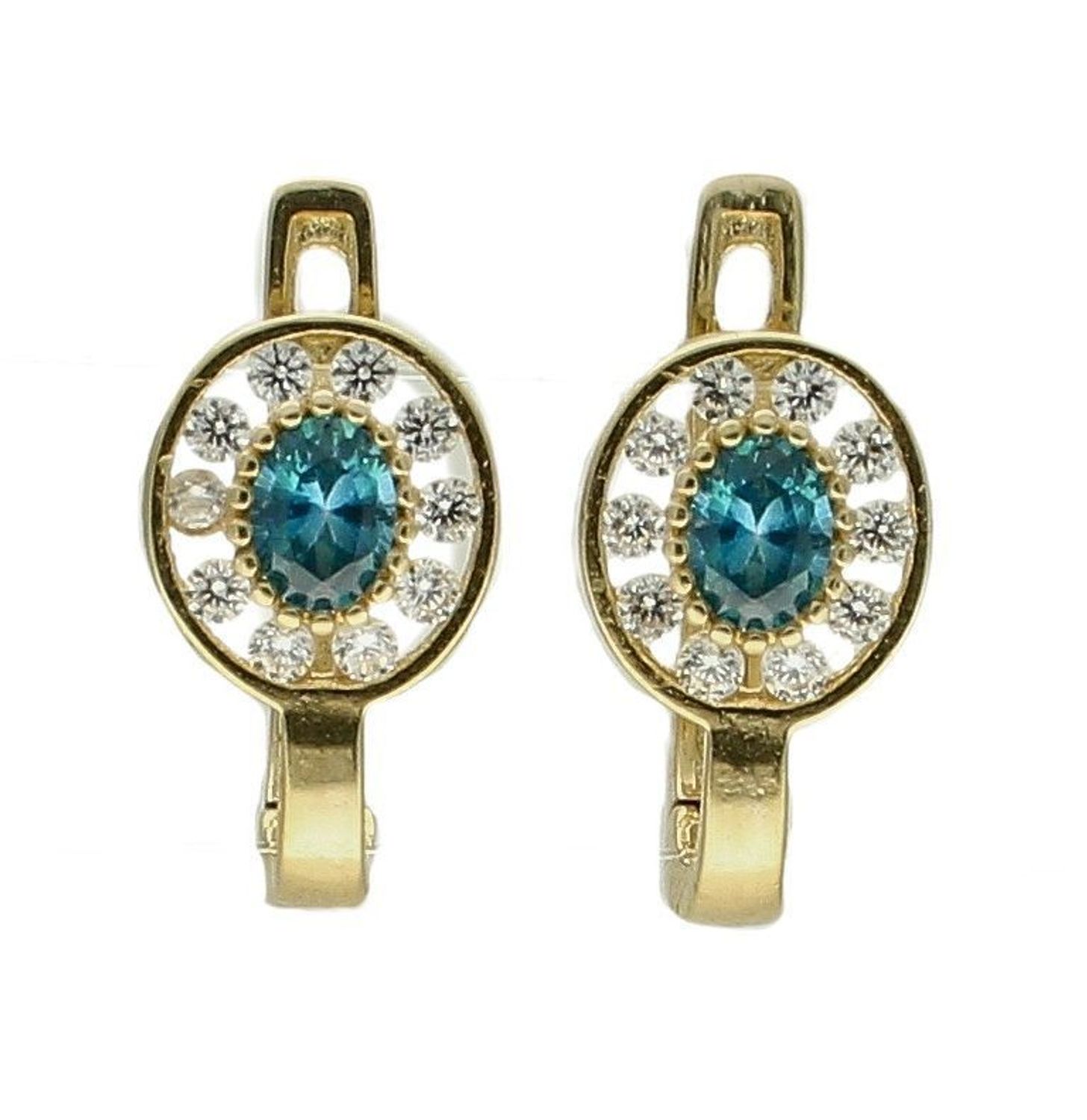 Złote kolczyki dla dziewczynki 333 cyrkonia KL 2643B 333. Śliczne, złote kolczyki dla dziewczynki wykonane z wysokiej próby złota 333 o wadze około 1,55 g oraz długości około 1 cm. Minimalistyczne kolczyki.jpg